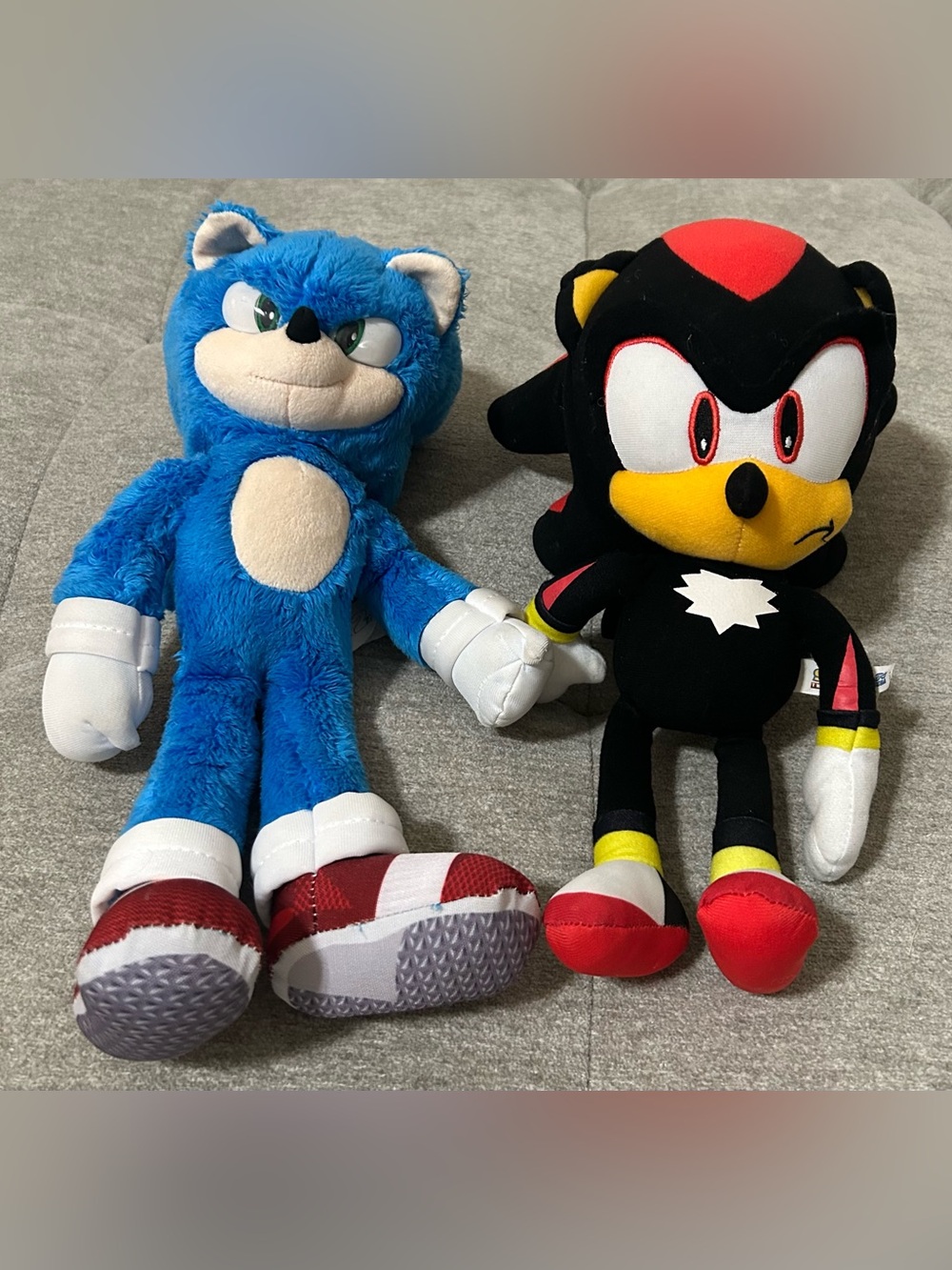 Set of two Sonic the Hedgehog/2 Plushies